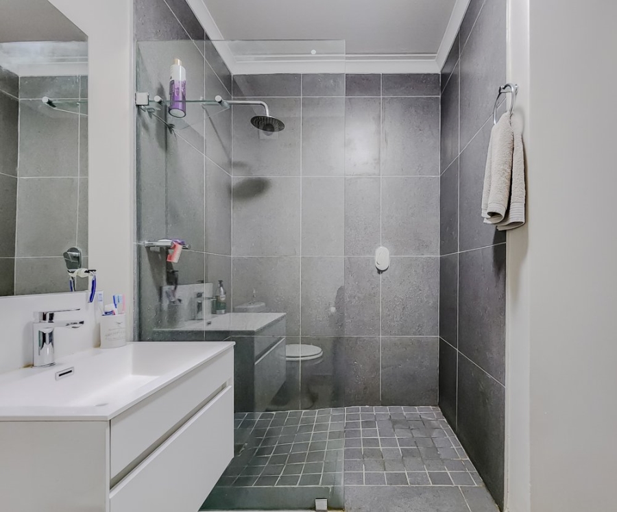 2 Bedroom Property for Sale in Protea Heights Western Cape